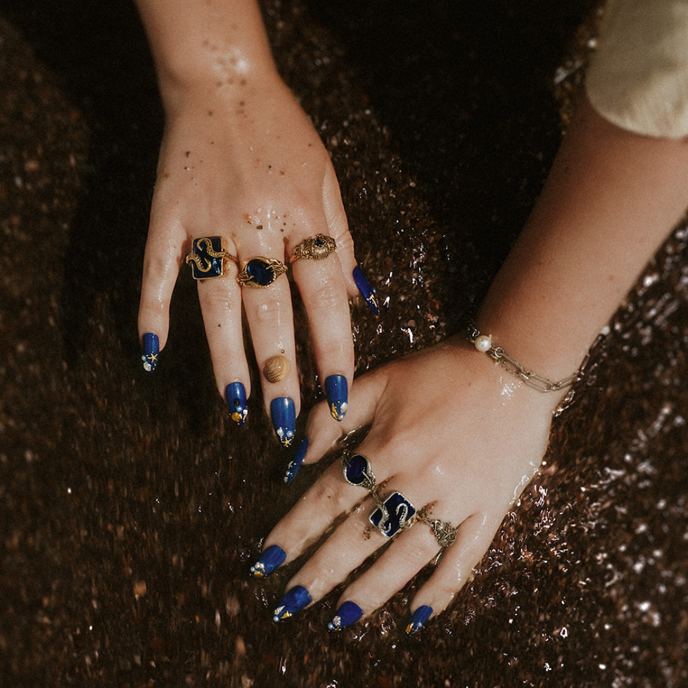 Sovereign Of The Sea Blue Stone Gold Ring
