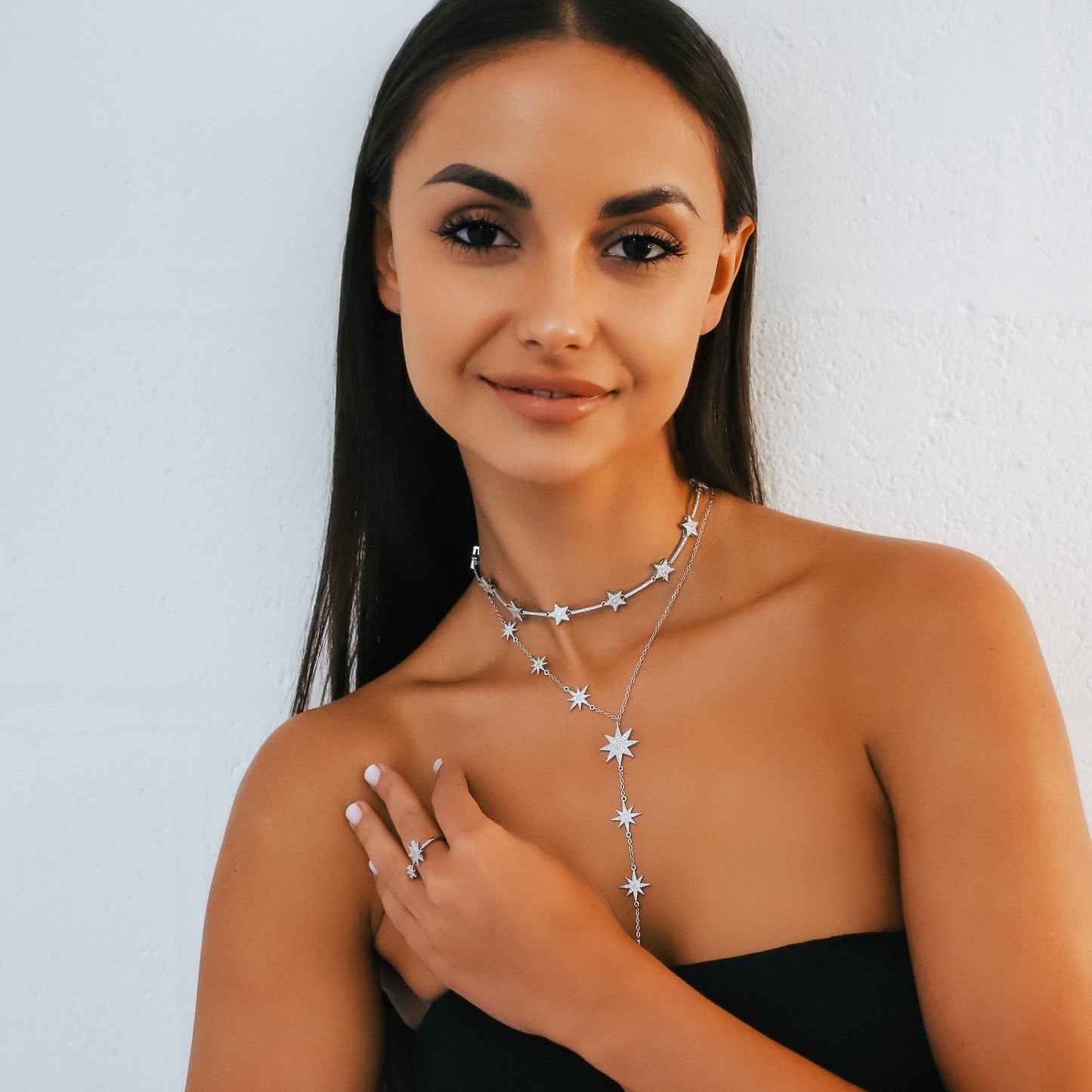 Margot Sparkling Star Choker | Silver Plated