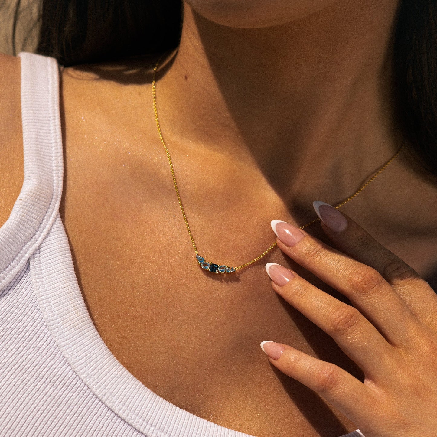 Elegant Topaz Cluster Gold Necklace - Zaria