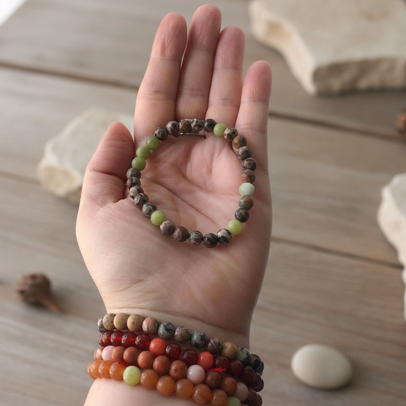 Green Agate and Leopard Skin Jasper Beaded Bracelet
