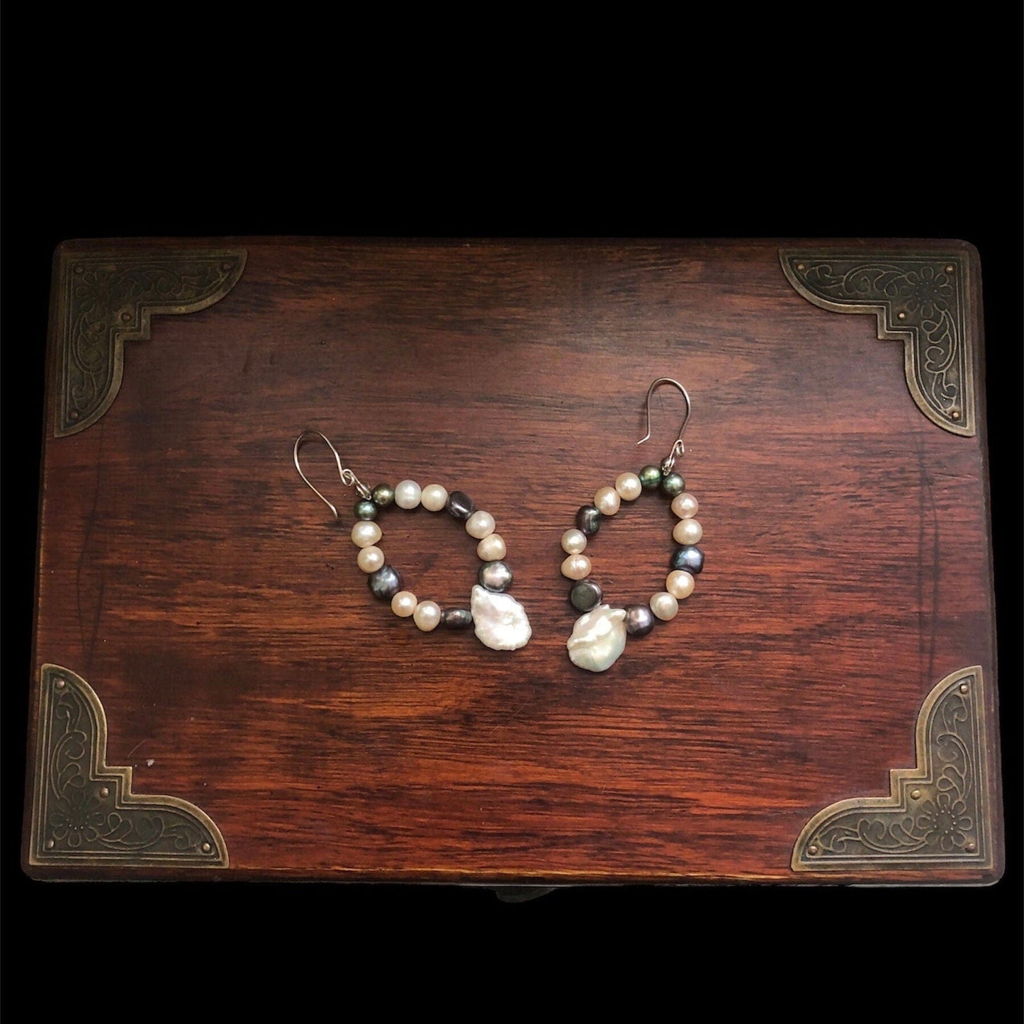 Handmade Freshwater Pearls Dangle Earrings