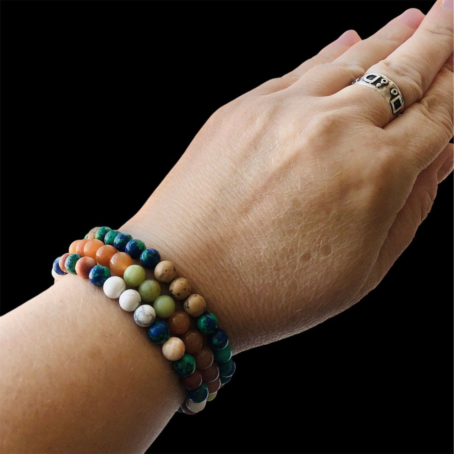 Lapis Lazuli, Red Jasper and Howlite Beaded Bracelet