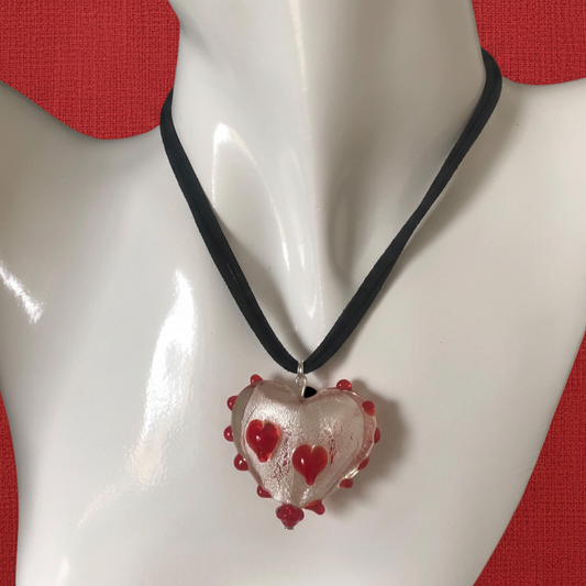 Red and White Glass Heart Pendant Necklace